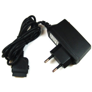 GSM netstroomlader Apple iPhone 3G/3GS/4/iPod zwart